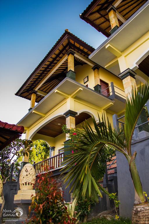Beten Waru Bungalow And Restaurant Amed Exterior foto