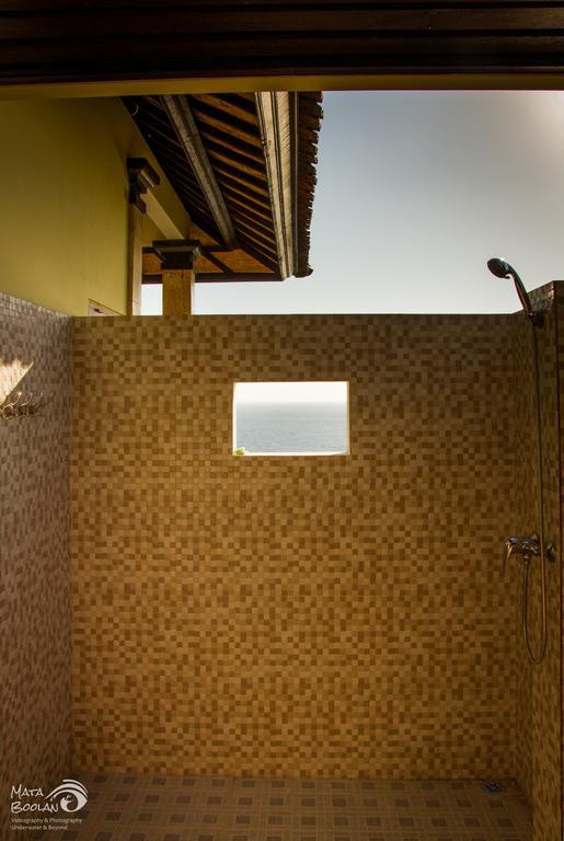 Beten Waru Bungalow And Restaurant Amed Exterior foto