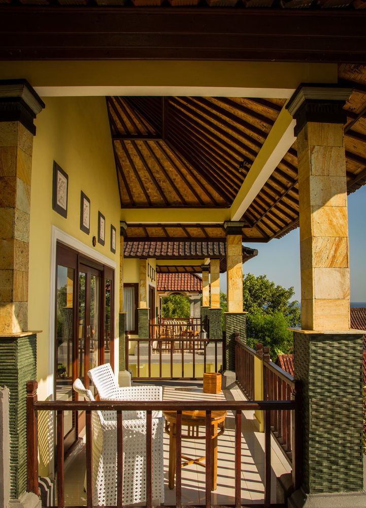 Beten Waru Bungalow And Restaurant Amed Exterior foto